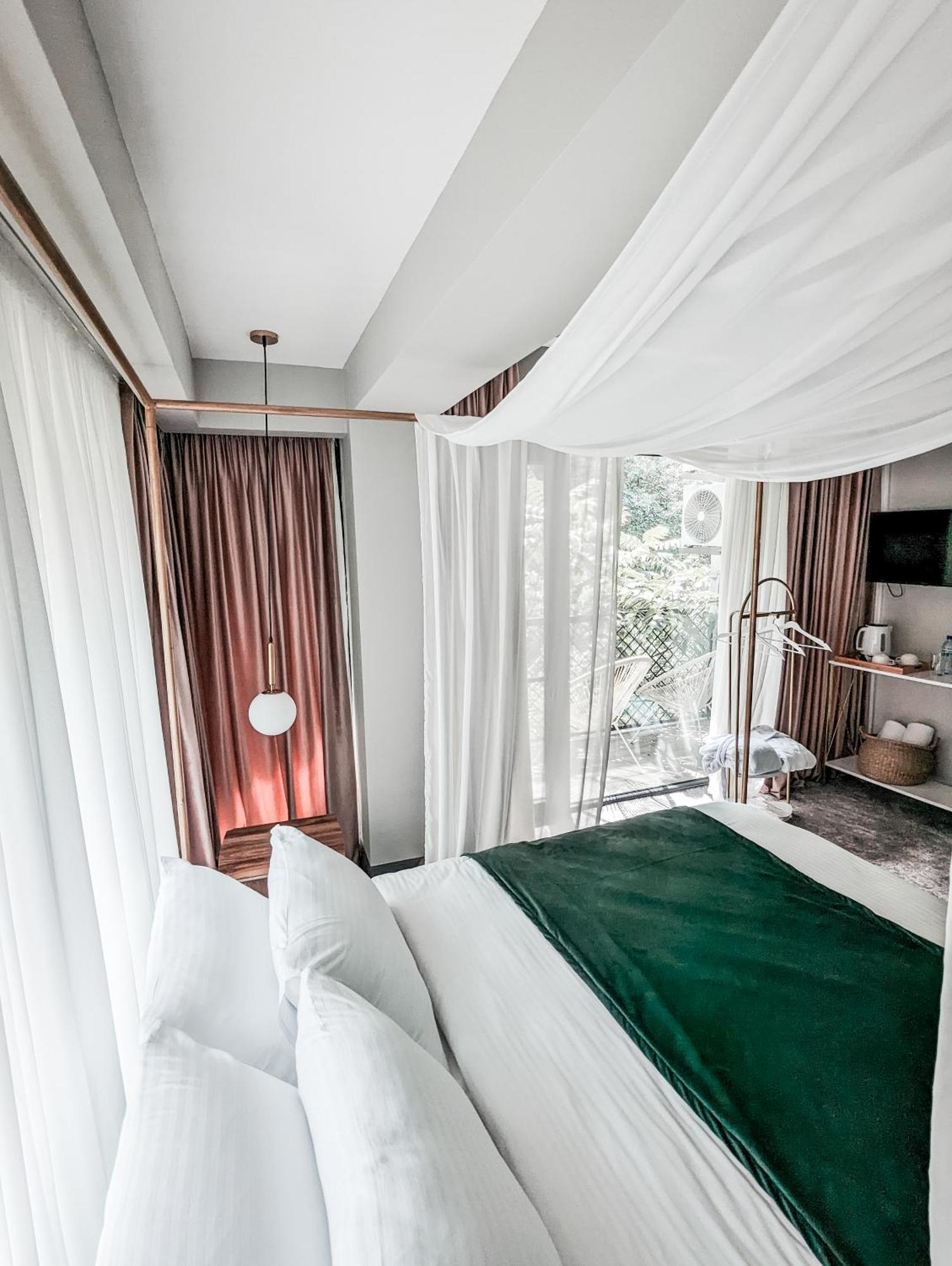 Park Resort Mtirala National Park Chakvistavi Экстерьер фото